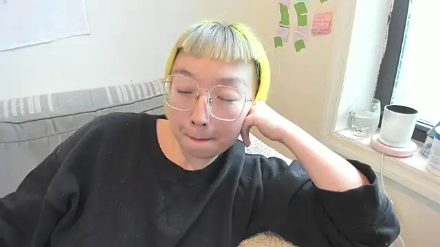 luxgray online show from March 27, 2026, 9:03 pm