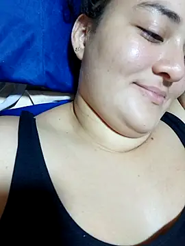 Liancy online show from November 9, 2025, 4:49 pm