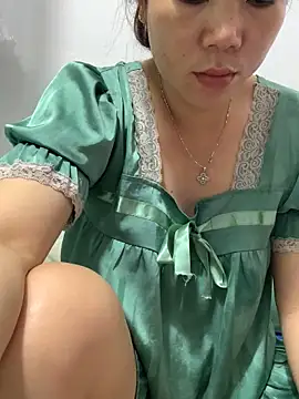 Baby-bigtits online show from October 23, 2025, 11:46 pm