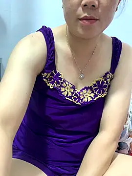 Baby-bigtits online show from October 28, 2025, 1:14 pm