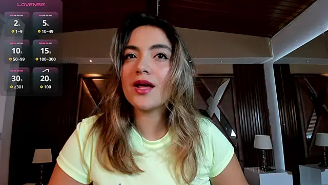 Snapshot of IsabellaaJoness chatting on June 10, 2026, 11:31 am IsabellaaJoness online show from June 10, 2026, 11:31 am