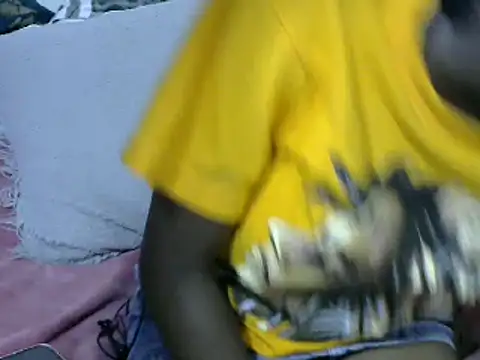 sweet rozie online show from March 15, 2025, 5:04 pm