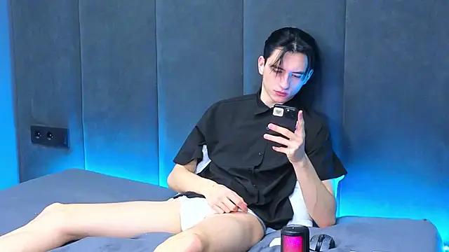 AmondCor online show from February 25, 2025, 12:45 pm