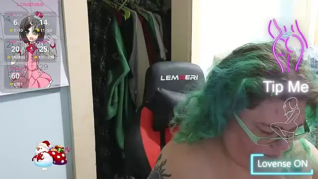 EmberCum online show from November 17, 2025, 10:32 am