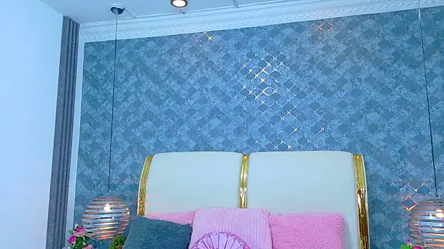 NaiomyLanes online show from March 14, 2026, 1:27 pm