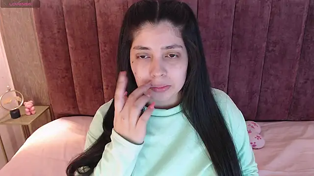 Snapshot of AgathaLynx chatting on March 10, 2025, 11:42 am AgathaLynx online show from March 10, 2025, 11:42 am