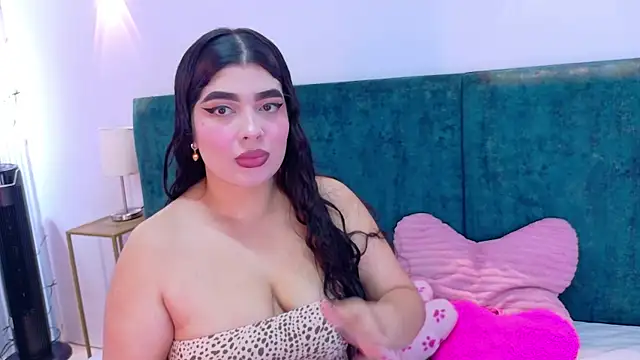 Snapshot of AgathaLynx chatting on October 11, 2025, 10:36 am AgathaLynx online show from October 11, 2025, 10:36 am