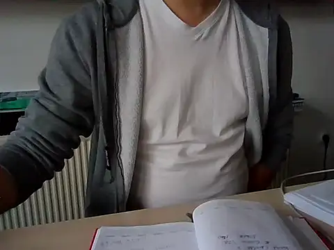 fikoivos online show from September 19, 2025, 2:18 pm