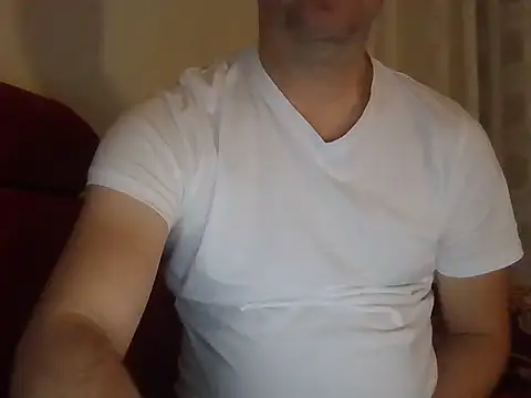 fikoivos online show from June 3, 2026, 7:41 pm