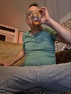 bibananaman online show from April 13, 2026, 11:43 pm