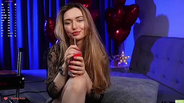 Snapshot of Healing_Hottie chatting on February 17, 2025, 10:14 pm Healing Hottie online show from February 17, 2025, 10:14 pm