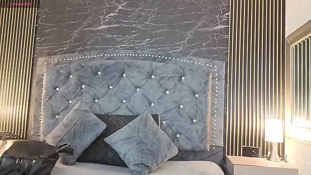 diosagolden online show from September 15, 2025, 8:20 pm