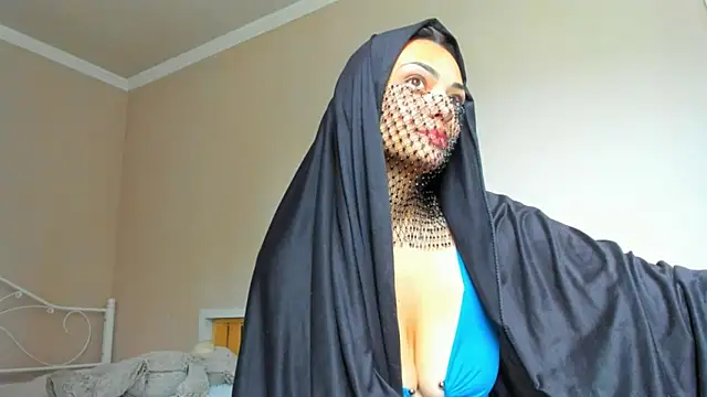 Snapshot of _cleopattra_ chatting on June 19, 2026, 8:51 am cleopattra online show from June 19, 2026, 8:51 am