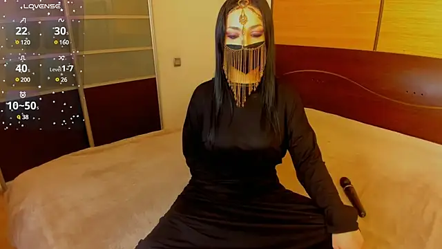 Snapshot of habibi_moon chatting on February 12, 2025, 6:19 am habibi moon online show from February 12, 2025, 6:19 am