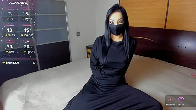 Snapshot of habibi_moon chatting on February 27, 2025, 2:10 am habibi moon online show from February 27, 2025, 2:10 am