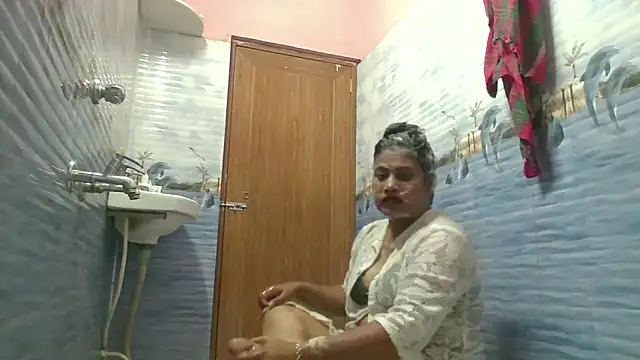 sexy roma online show from April 10, 2026, 1:16 pm