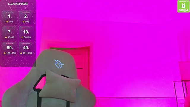 Katy perry  online show from November 21, 2025, 3:05 am