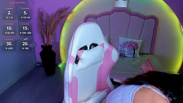 katy sweet19 online show from February 26, 2026, 10:36 am