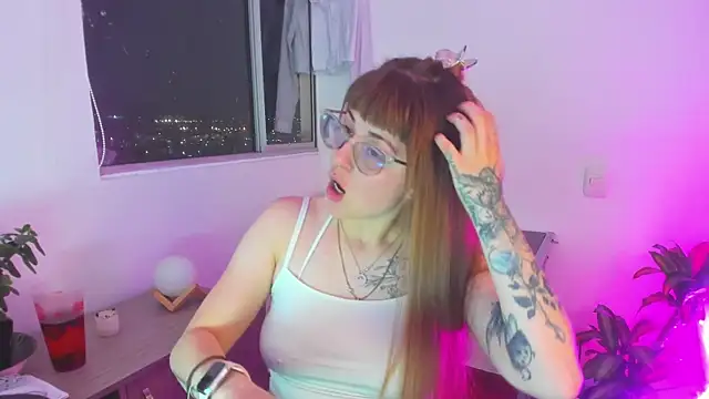 tekila   online show from April 9, 2026, 11:32 pm