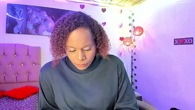 Camille rose  online show from February 19, 2025, 12:03 am