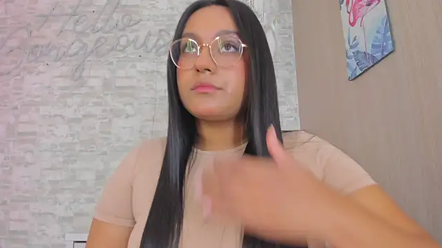 ellamontoya online show from March 16, 2025, 5:03 am