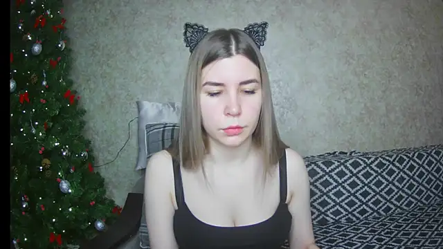 ElllaNuar online show from January 22, 2025, 1:20 am