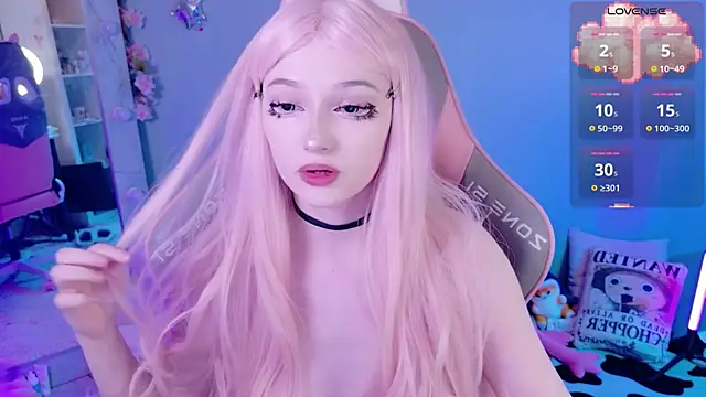 Snapshot of White_kitty01 chatting on April 19, 2026, 2:49 pm White kitty01 online show from April 19, 2026, 2:49 pm