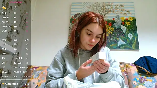 Snapshot of Sophie_Bell chatting on February 15, 2025, 7:28 pm Sophie Bell online show from February 15, 2025, 7:28 pm