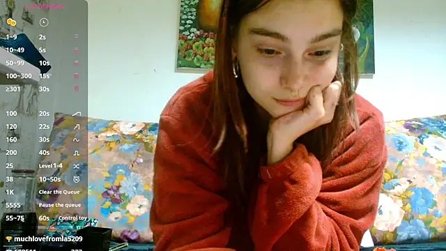 Snapshot of Sophie_Bell chatting on March 22, 2025, 6:14 pm Sophie Bell online show from March 22, 2025, 6:14 pm