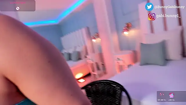 Snapshot of gabi_bunny chatting on February 2, 2026, 5:33 pm gabi bunny online show from February 2, 2026, 5:33 pm