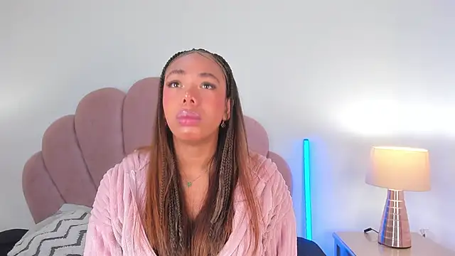 Nicole Paradise online show from January 10, 2026, 12:40 pm