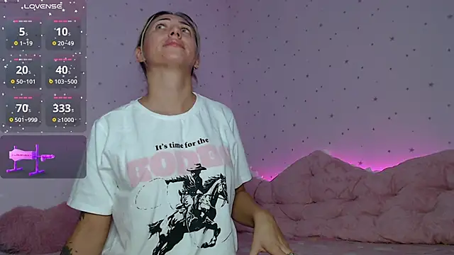 DeeaFUN25 online show from October 31, 2025, 3:46 pm