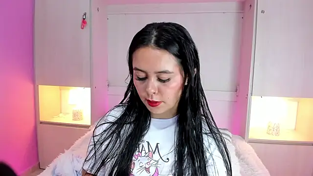 valerymeyerr online show from March 5, 2025, 4:13 am