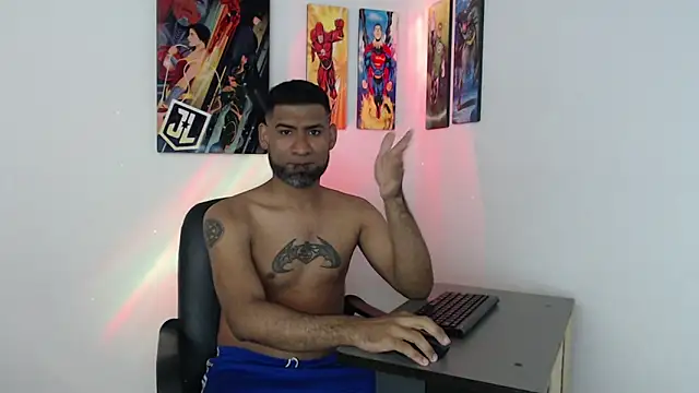 Snapshot of Enriblack92 chatting on December 31, 2024, 3:34 am Enriblack92 online show from December 31, 2024, 3:34 am