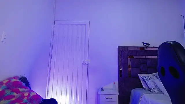 alejandrafitt online show from September 26, 2025, 12:58 am