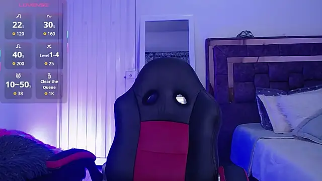 alejandrafitt online show from October 7, 2025, 2:20 am