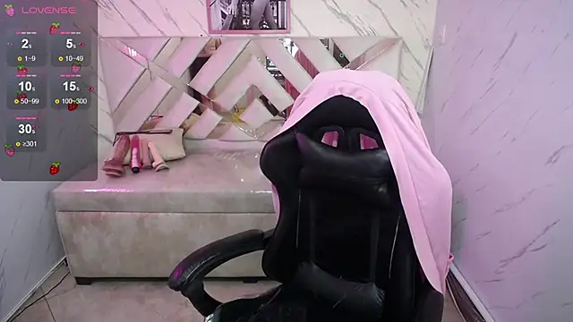 Paula b  online show from September 23, 2025, 12:41 pm