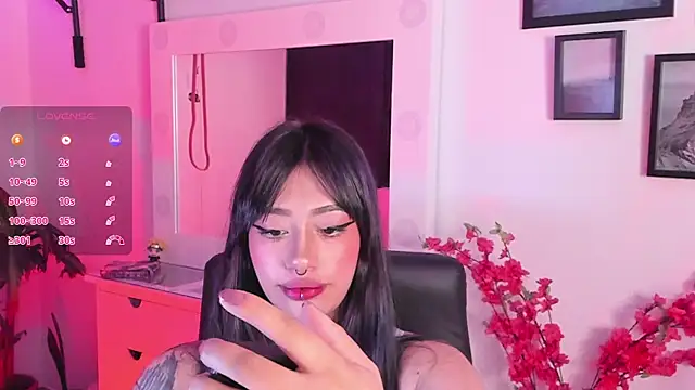 Akari1 Mischief online show from April 19, 2026, 6:02 am