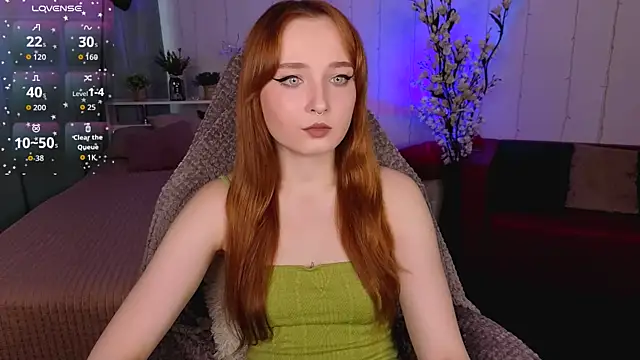 Emma Chery online show from September 18, 2025, 5:42 am