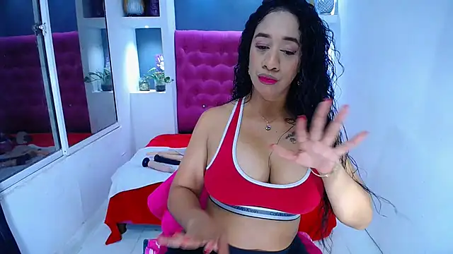 DelysyHot online show from February 20, 2025, 2:07 am