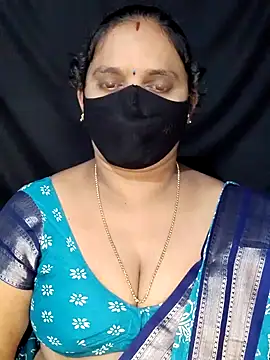 vintage-vibs online show from January 31, 2025, 5:42 pm