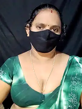 vintage-vibs online show from February 5, 2025, 5:53 pm