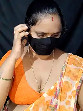 vintage-vibs online show from February 6, 2025, 8:23 pm