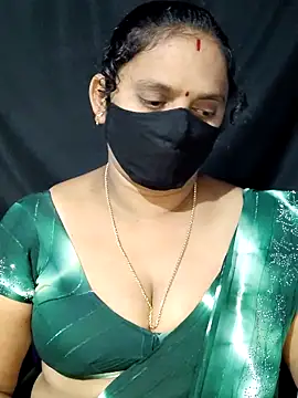 vintage-vibs online show from March 1, 2025, 5:49 pm