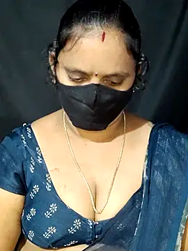 vintage-vibs online show from March 8, 2025, 5:54 pm