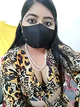 SHUBHI880 online show from March 3, 2025, 5:29 pm