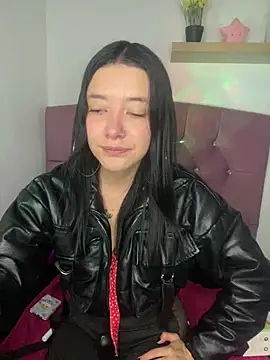 Isabella 21x online show from February 13, 2025, 12:32 pm