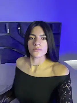 Isabella 21x online show from July 16, 2026, 9:43 pm