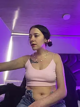 Isabella 21x online show from July 23, 2026, 1:20 pm