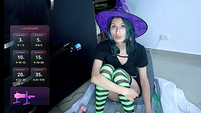 Camila---torres online show from October 15, 2025, 2:55 am